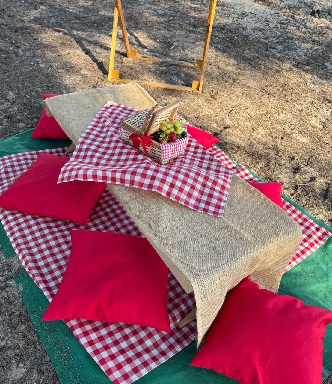Mesa Pequinique - Verde E Vermelho - Brunafestass