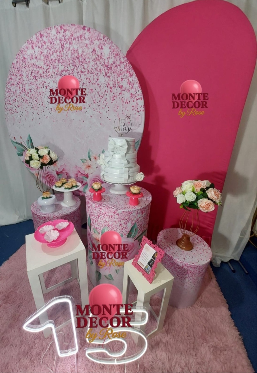 15 Anos Rosa  - Monte Decor by Rose