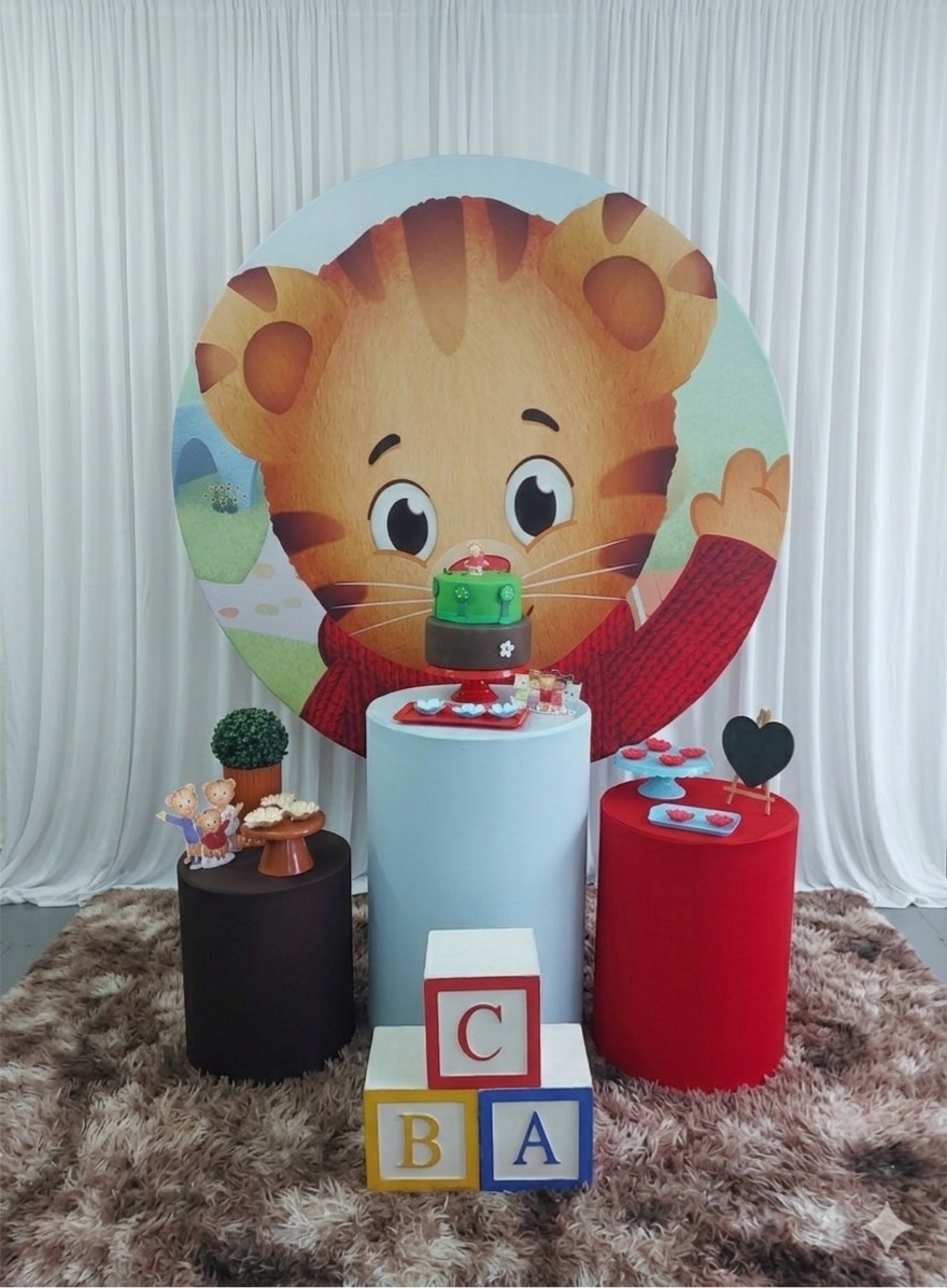 Daniel O Tigre - Monte Decor by Rose