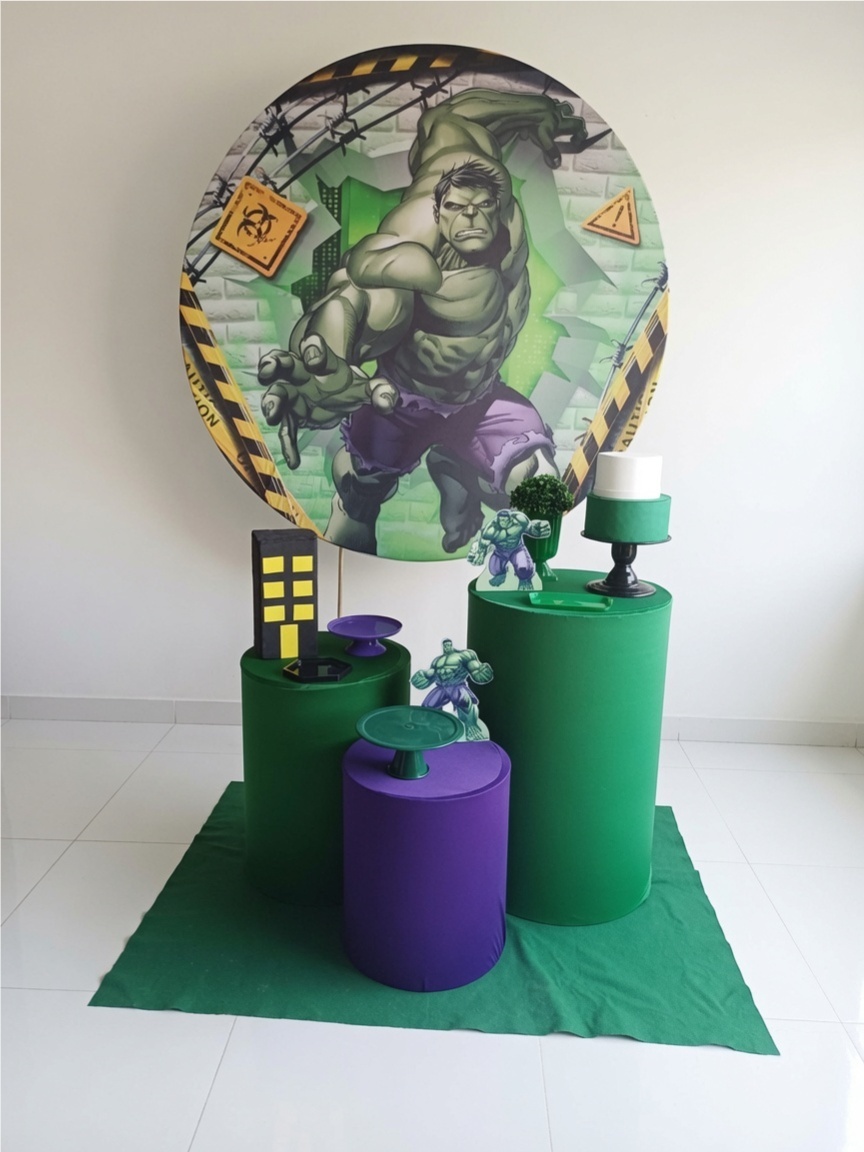 Hulk 021 - Adoleta Pegue e monte e brinquedos 