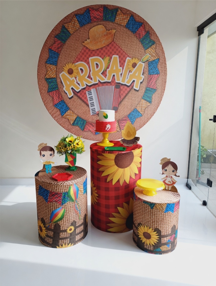 Arraia - Adoleta Pegue e monte e brinquedos 