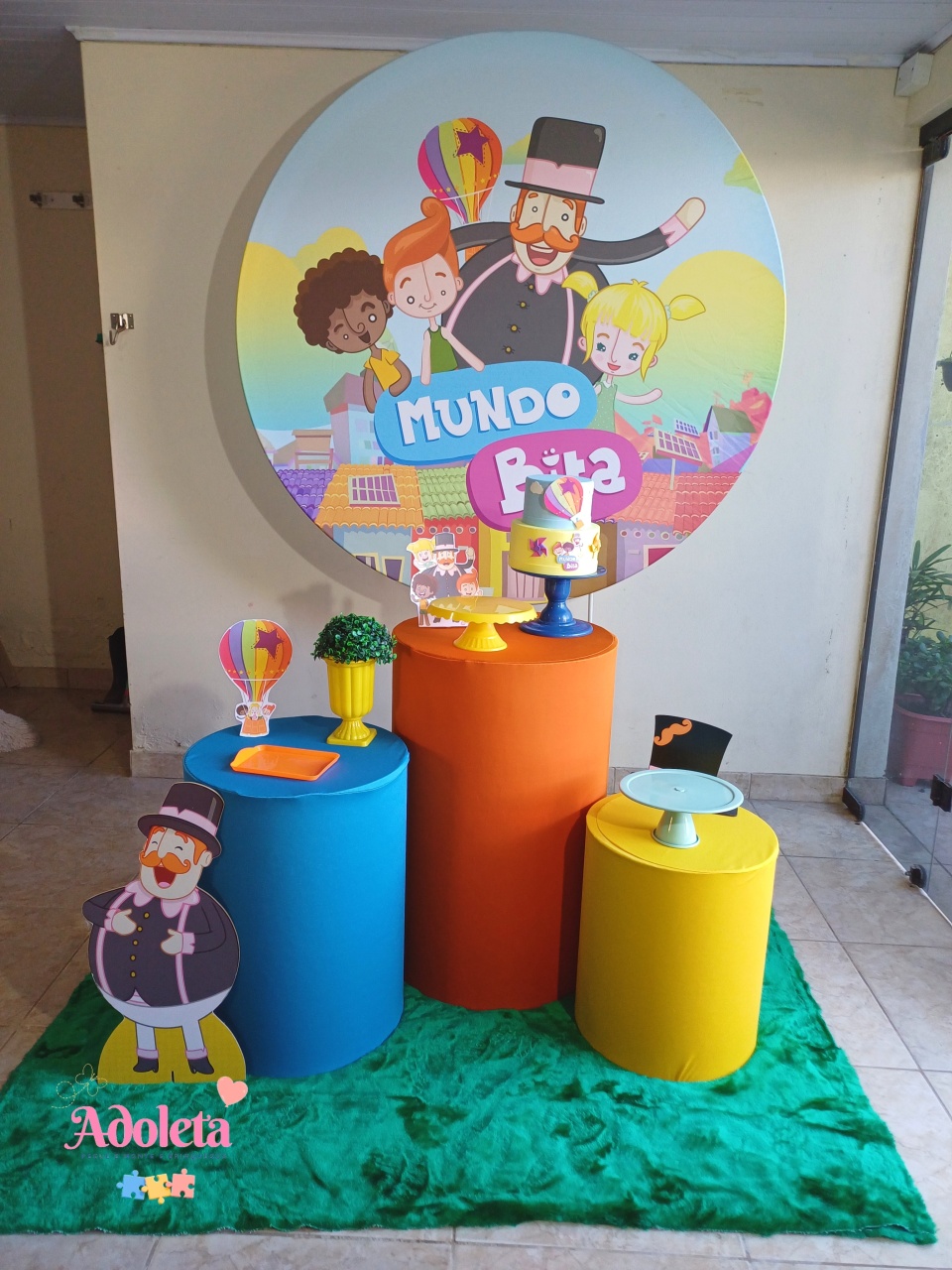Mundo Bita  - Kit Parabéns  - Adoleta Pegue e monte e brinquedos 