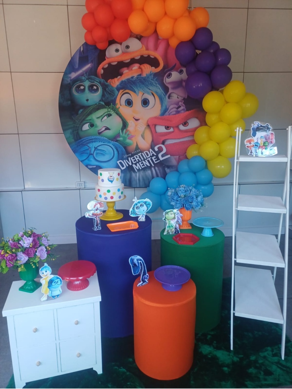 Divertidamente 025 - Adoleta Pegue e monte e brinquedos 