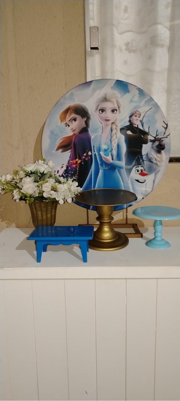 Frozen – Kit Mesa - Wit Festa