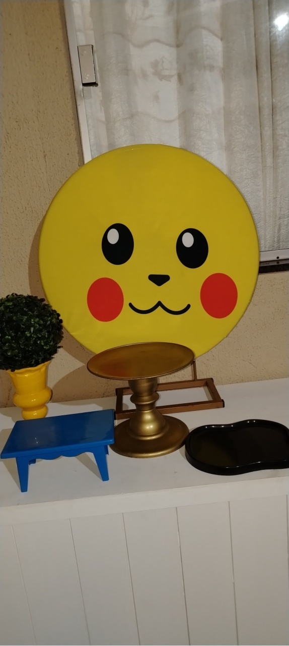 Pikachu – Kit Mesa - Wit Festa