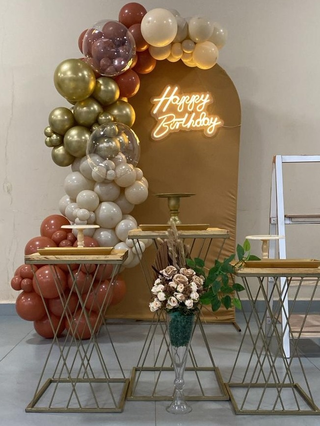 Romano Dourado – Decoração Montada - Wit Festa