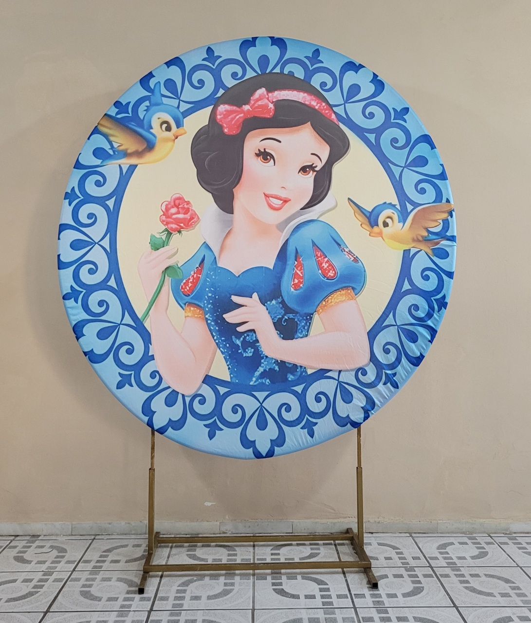 Capa P/ Painel Redondo Branca de Neve - IR Locação 
