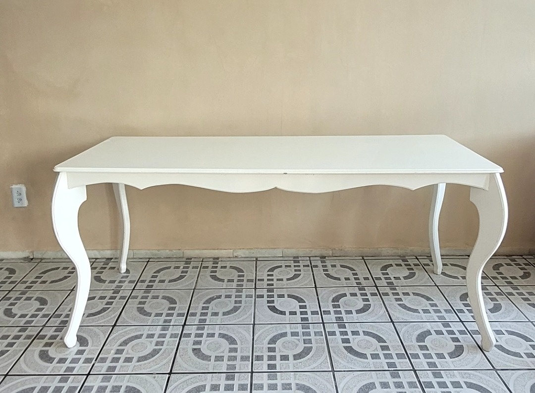 Mesa Estilo Provençal  - IR Locação 