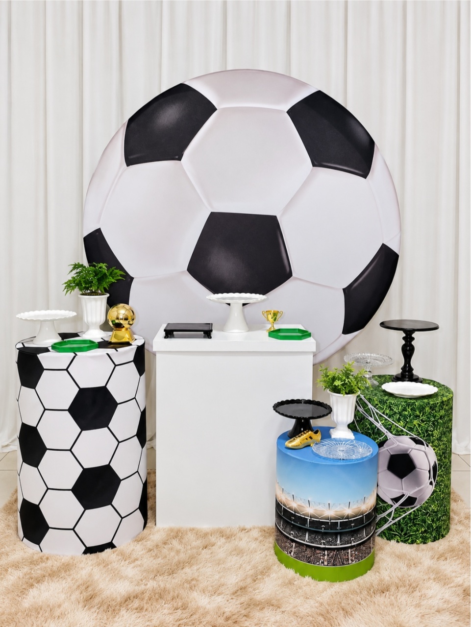 Futebol ⚽ -  Jenaina Decoração e Locação 