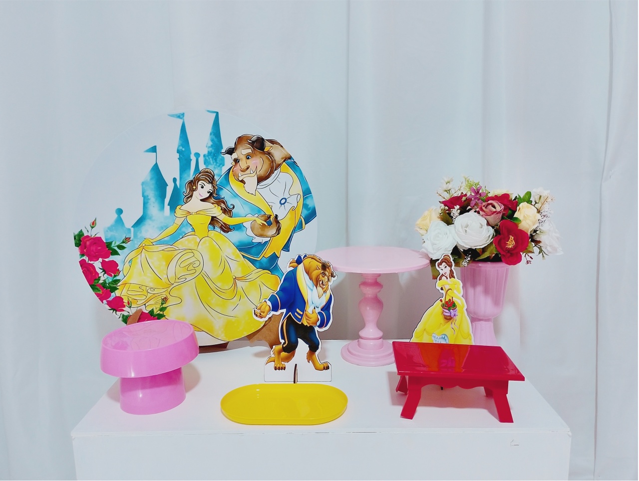 Kit Festa Na Mesa A Bela E A Fera -  Jenaina Decoração e Locação 