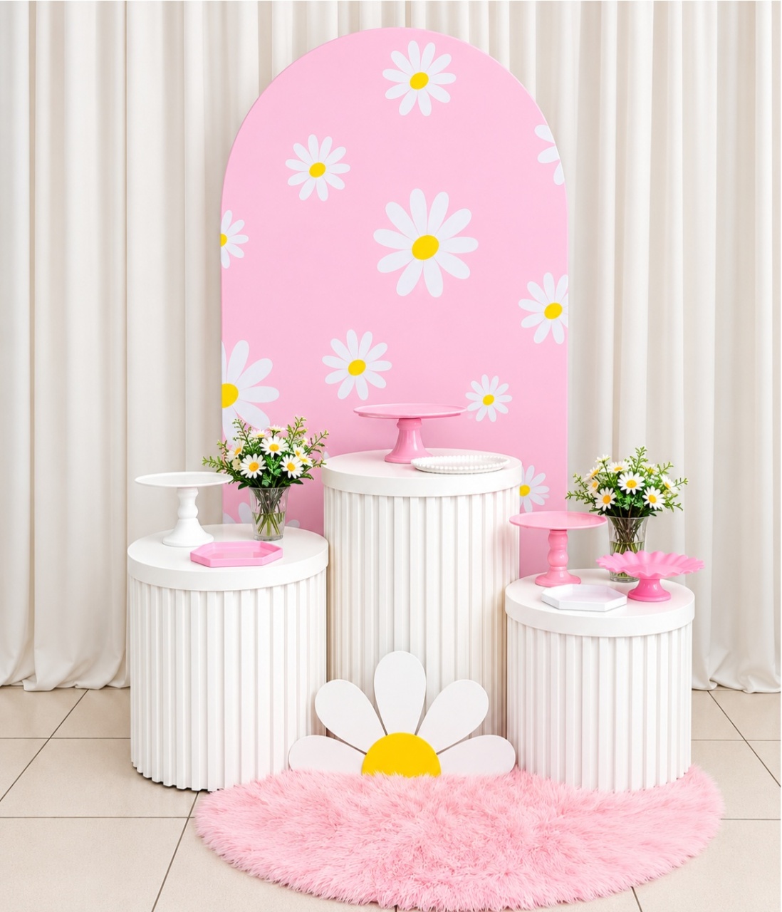 Margarida -  Jenaina Decoração e Locação 