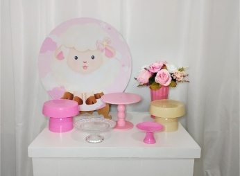 Ovelhinha  -  Jenaina Decoração e Locação 