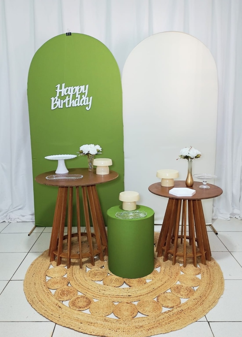 Unissex Adulto  -  Jenaina Decoração e Locação 