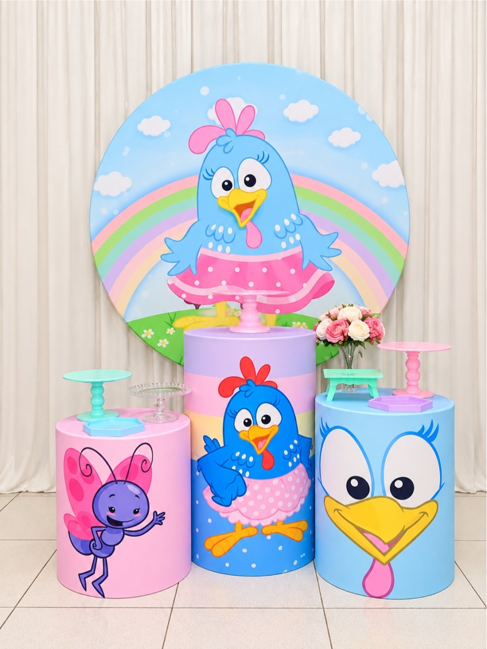 Galinha Pintadinha -  Jenaina Decoração e Locação 