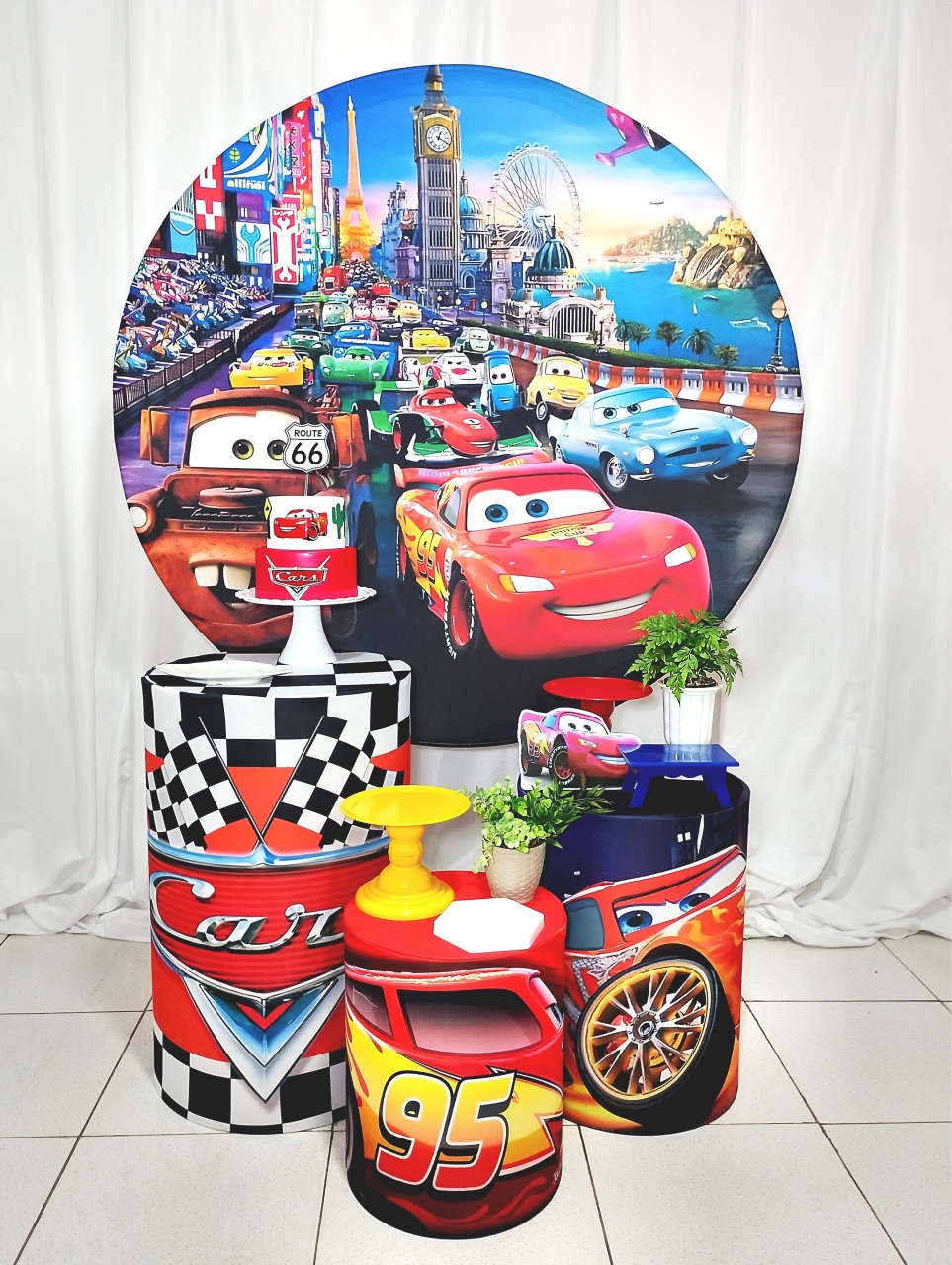 Kit Basico Carros -  Jenaina Decoração e Locação 