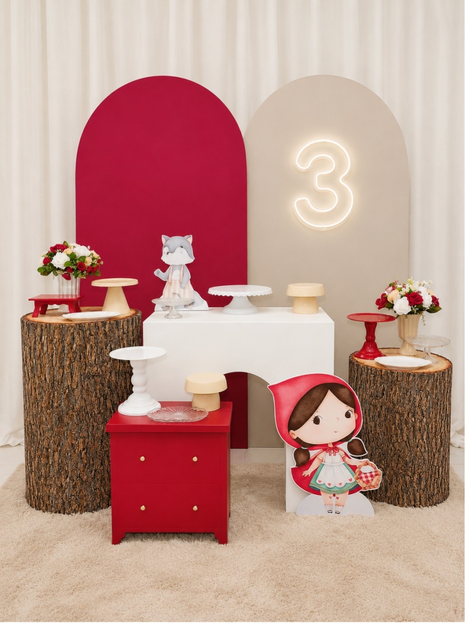 Chapeuzinho Vermelho Premium ✨ -  Jenaina Decoração e Locação 