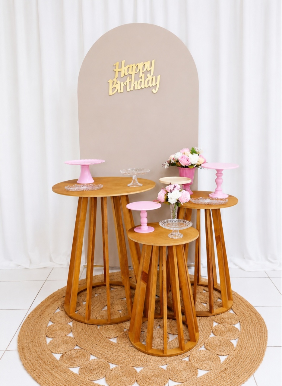 Bege -  Jenaina Decoração e Locação 