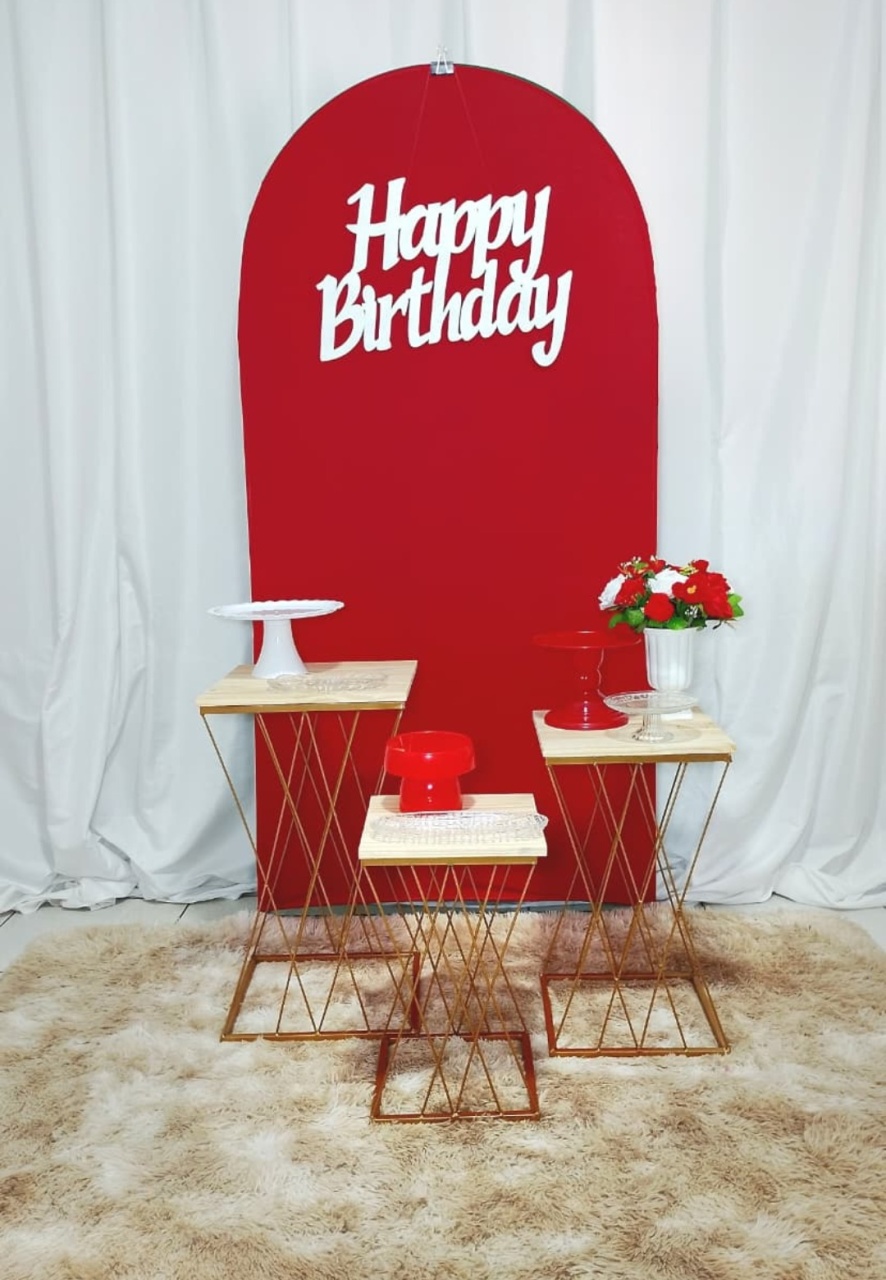 Adulto Mulher Vermelho -  Jenaina Decoração e Locação 