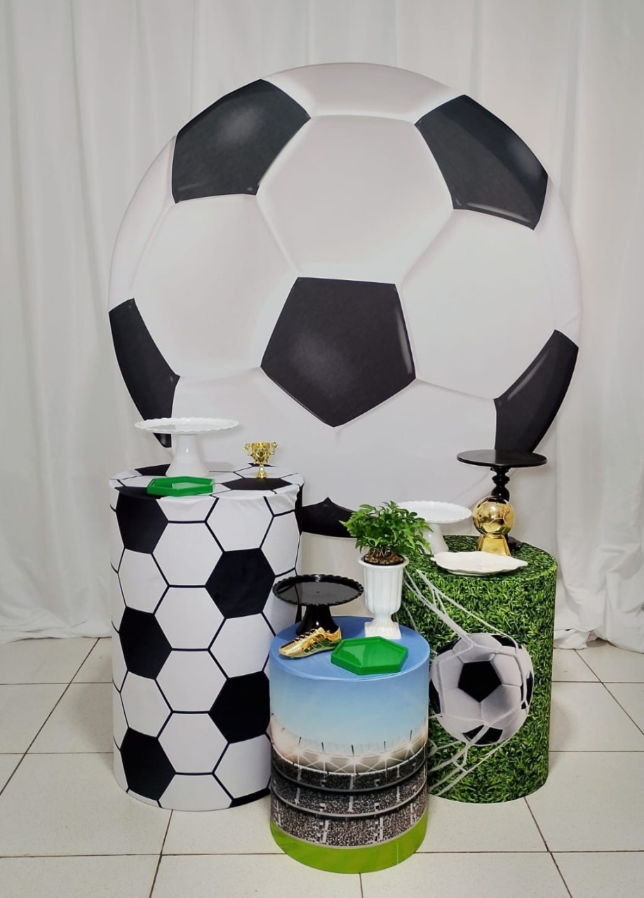 Futebol ⚽ Básico  -  Jenaina Decoração e Locação 