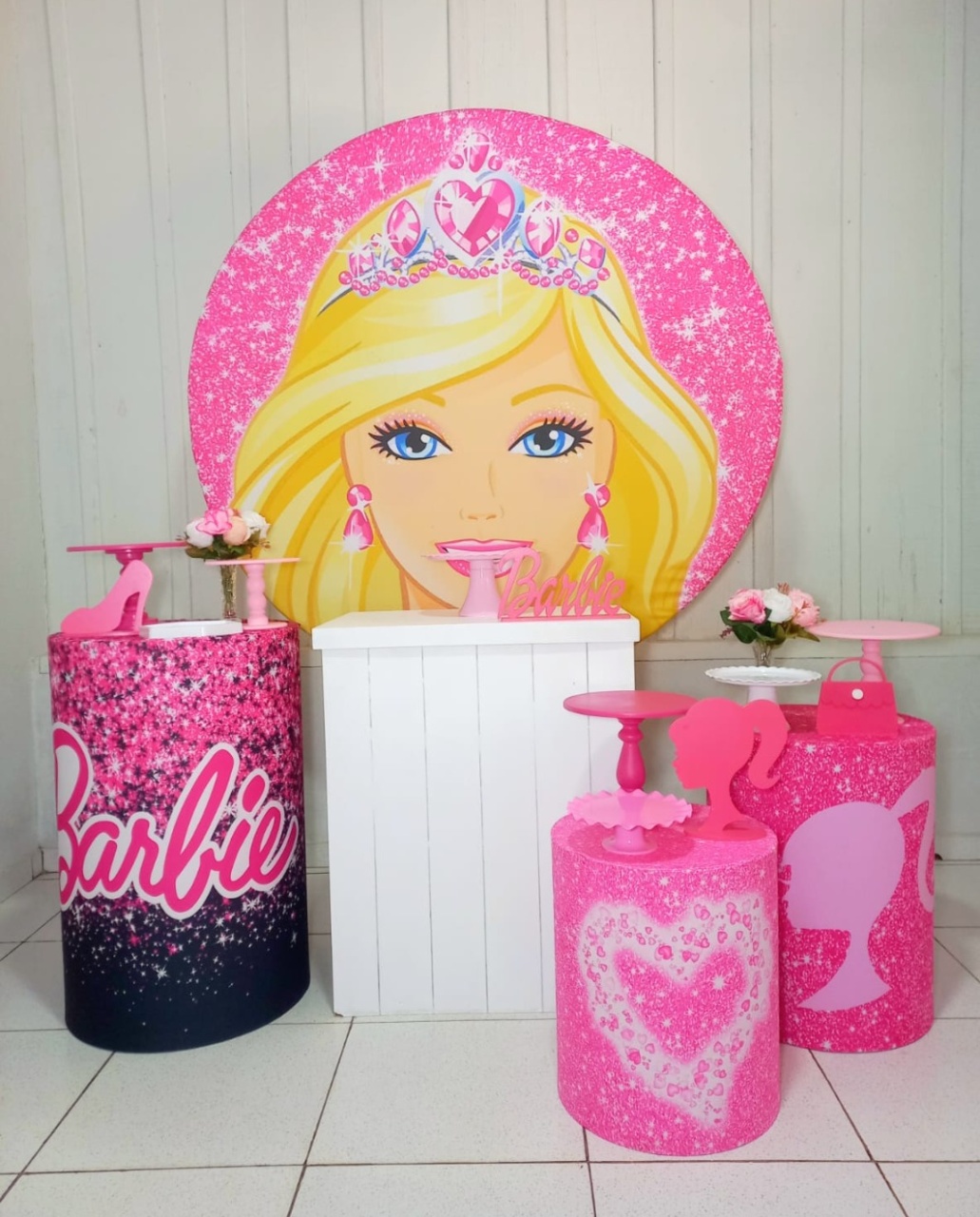 Kit Barbie Intermediário  -  Jenaina Decoração e Locação 
