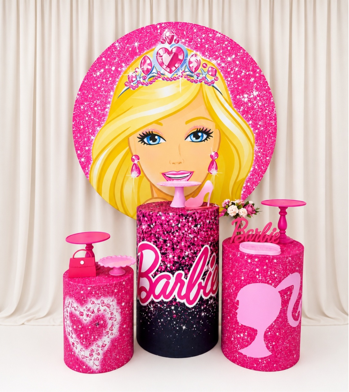 Kit Básico Barbie  -  Jenaina Decoração e Locação 