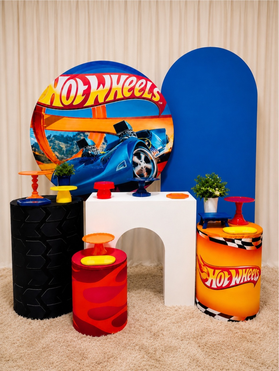 Hotwheels Premium -  Jenaina Decoração e Locação 