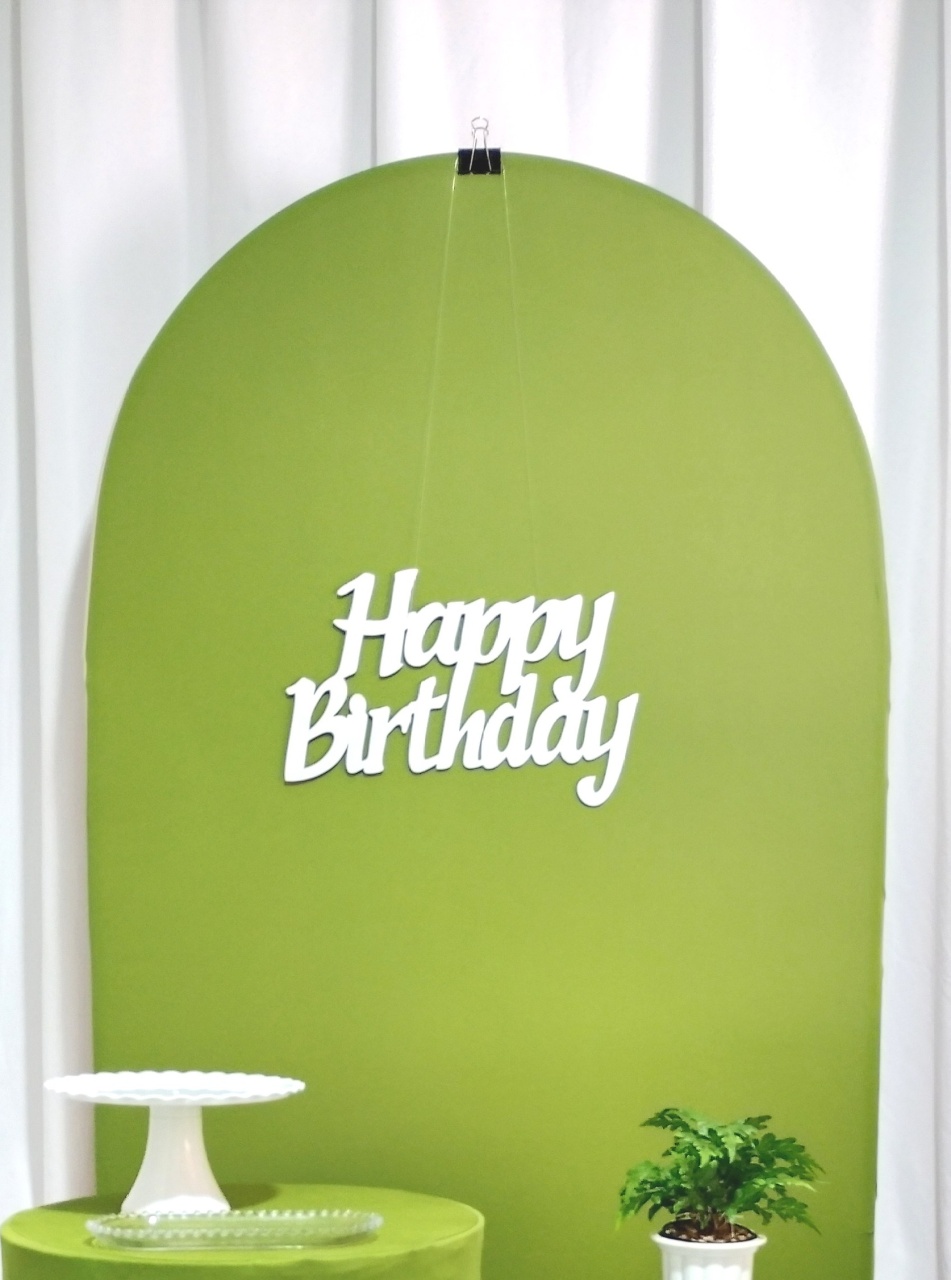 Painel Tecido Romano Verde Oliva  -  Jenaina Decoração e Locação 