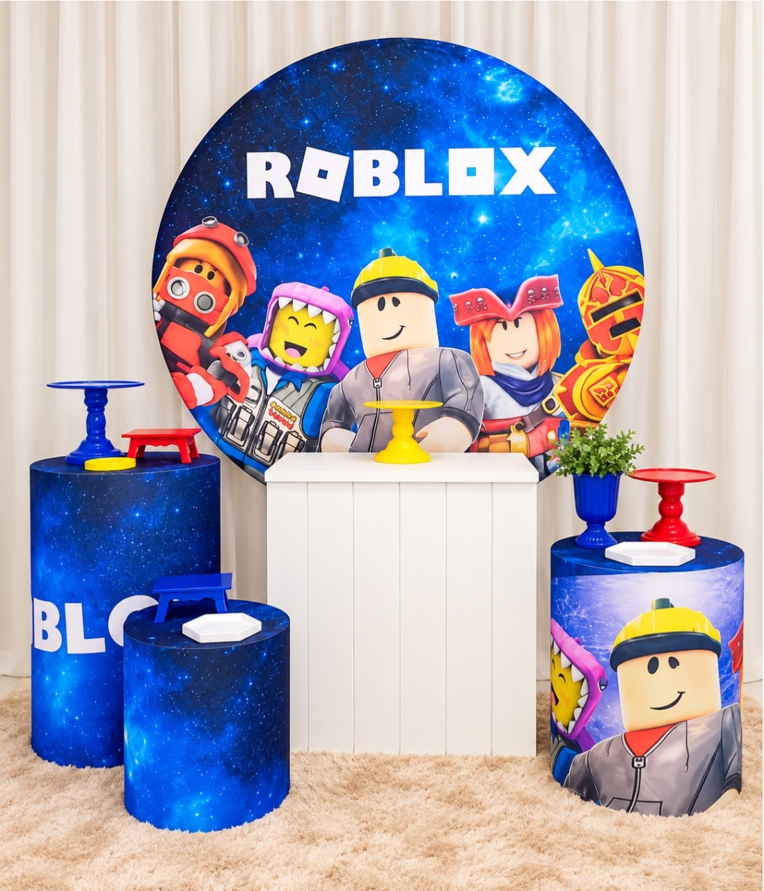 Roblox -  Jenaina Decoração e Locação 