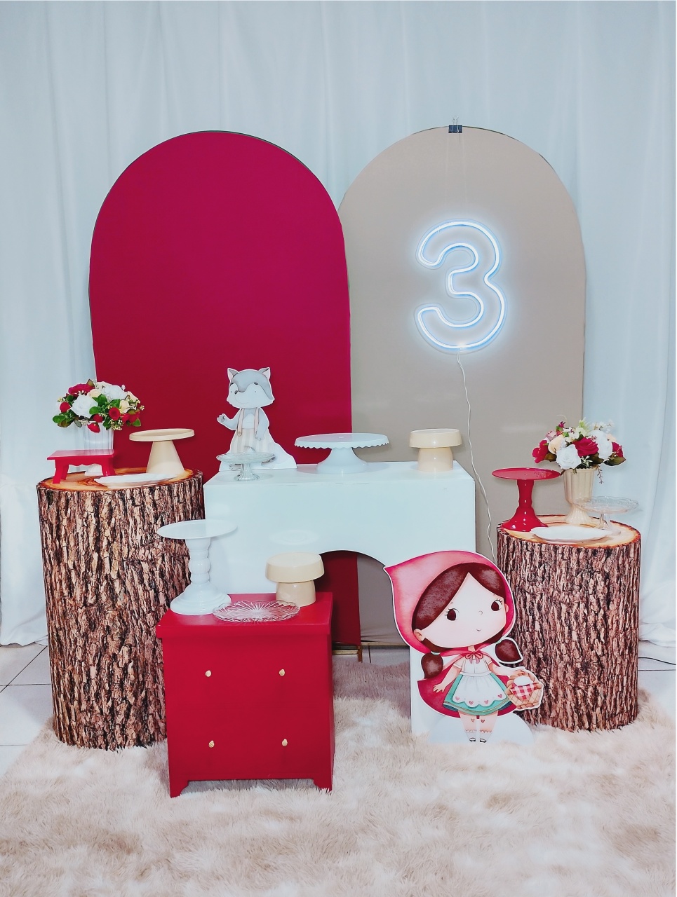 Chapeuzinho Vermelho Premium ✨ -  Jenaina Decoração e Locação 