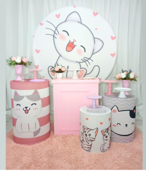 Gatos -  Jenaina Decoração e Locação 