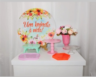 Um Brinde A Vida -  Jenaina Decoração e Locação 