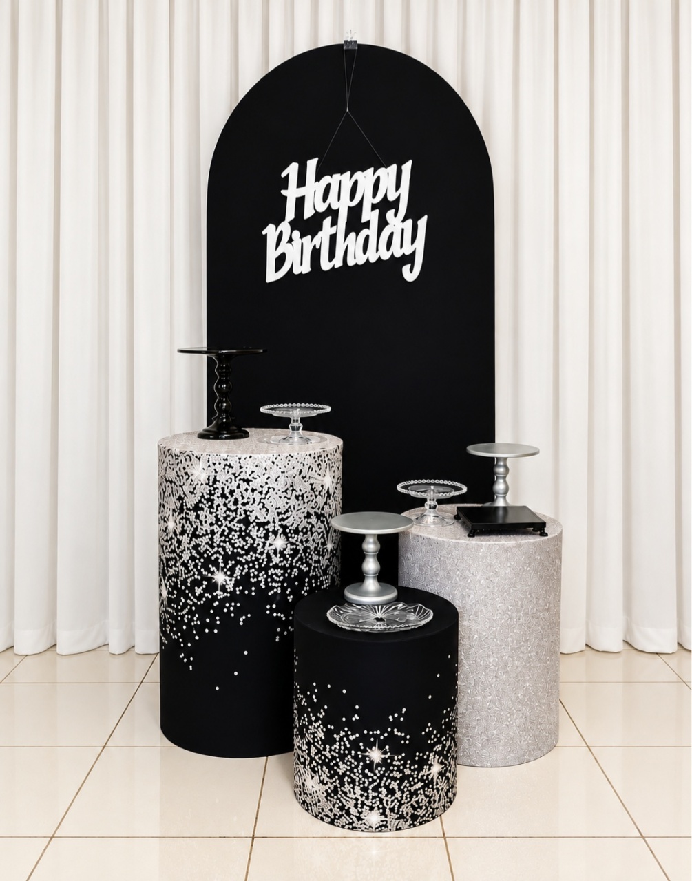 Preto E Prata -  Jenaina Decoração e Locação 