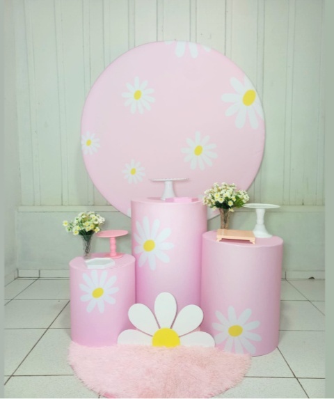 Margarida  -  Jenaina Decoração e Locação 