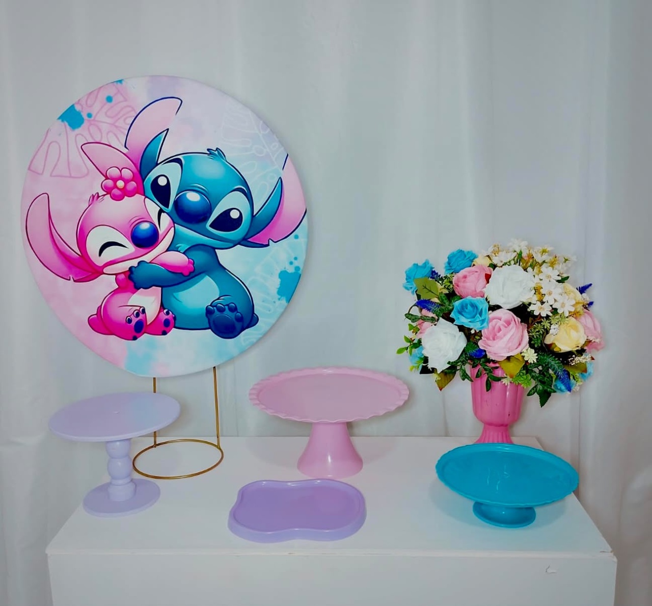 Festa Na Mesa Angel E Stitch -  Jenaina Decoração e Locação 