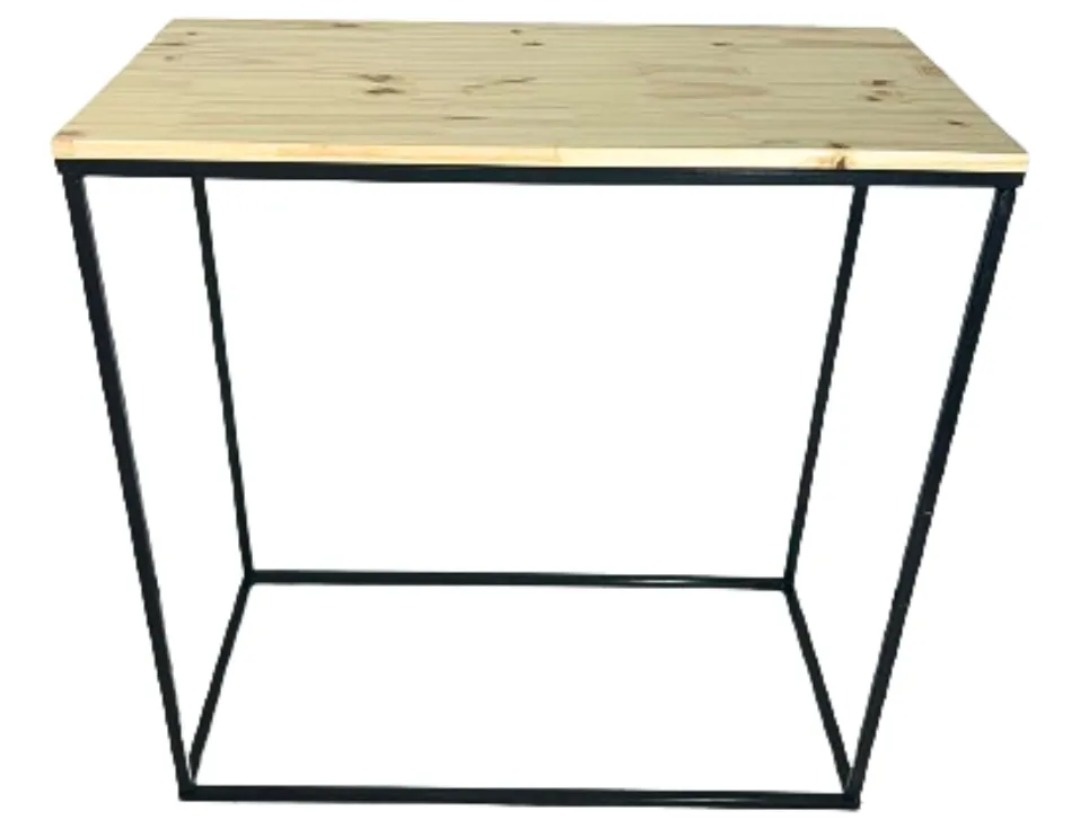Mesa de Ferro Preta  -  Jenaina Decoração e Locação 
