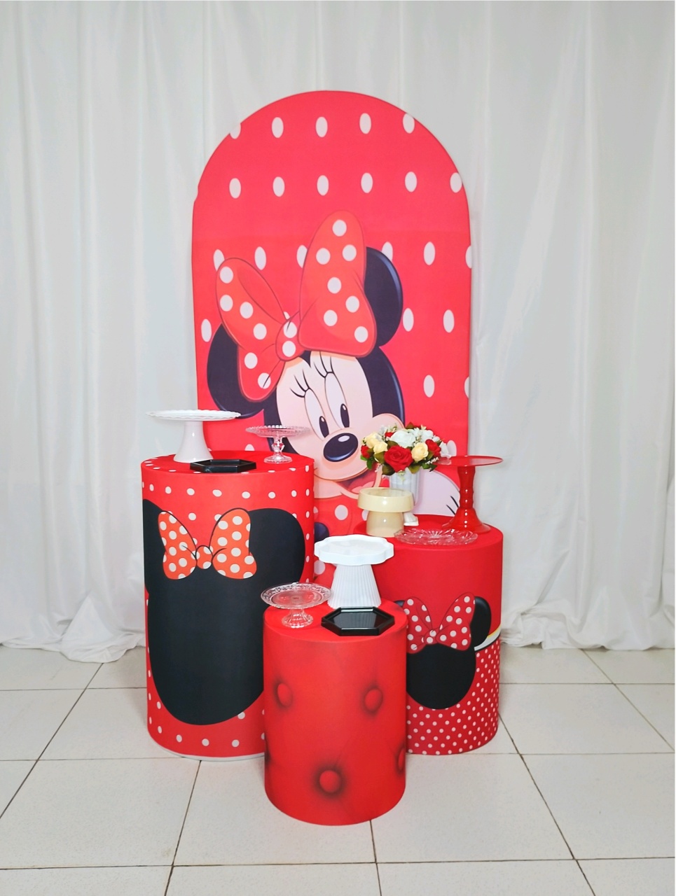 Minie Vermelha Básico✨ -  Jenaina Decoração e Locação 