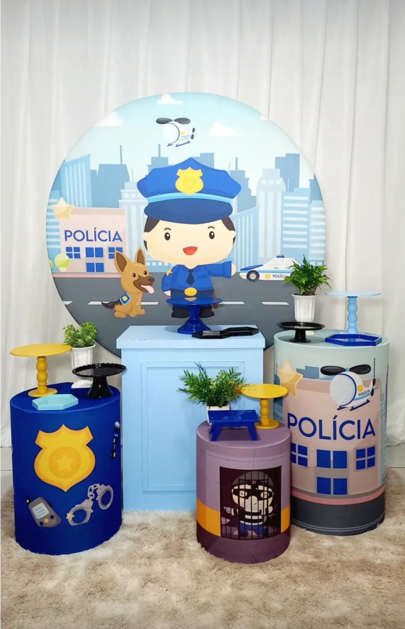 Polícia 🚔 -  Jenaina Decoração e Locação 