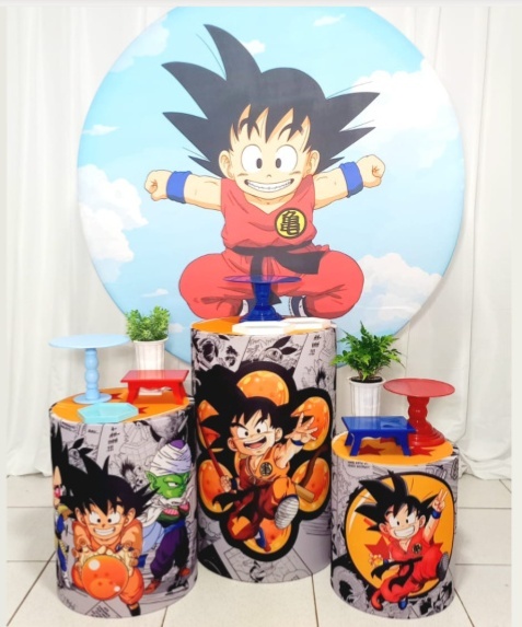 Goku Básico  -  Jenaina Decoração e Locação 