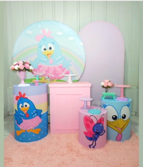 Galinha Pintadinha  -  Jenaina Decoração e Locação 