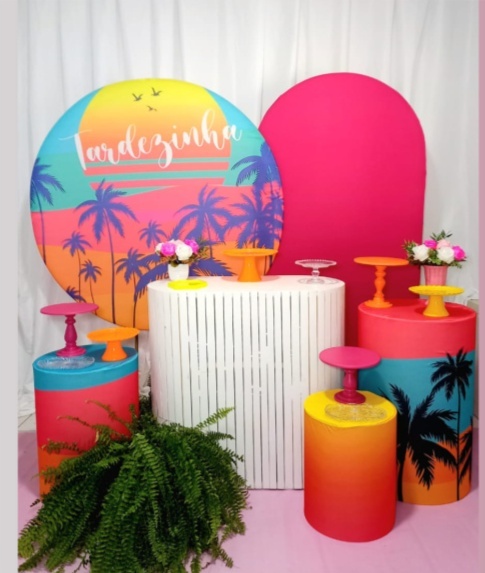 Tardezinha  -  Jenaina Decoração e Locação 