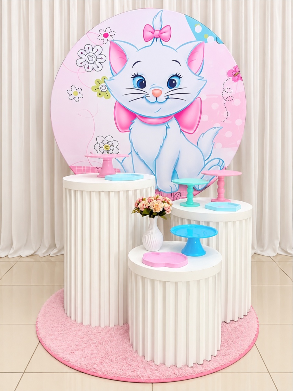 Gata Mary -  Jenaina Decoração e Locação 