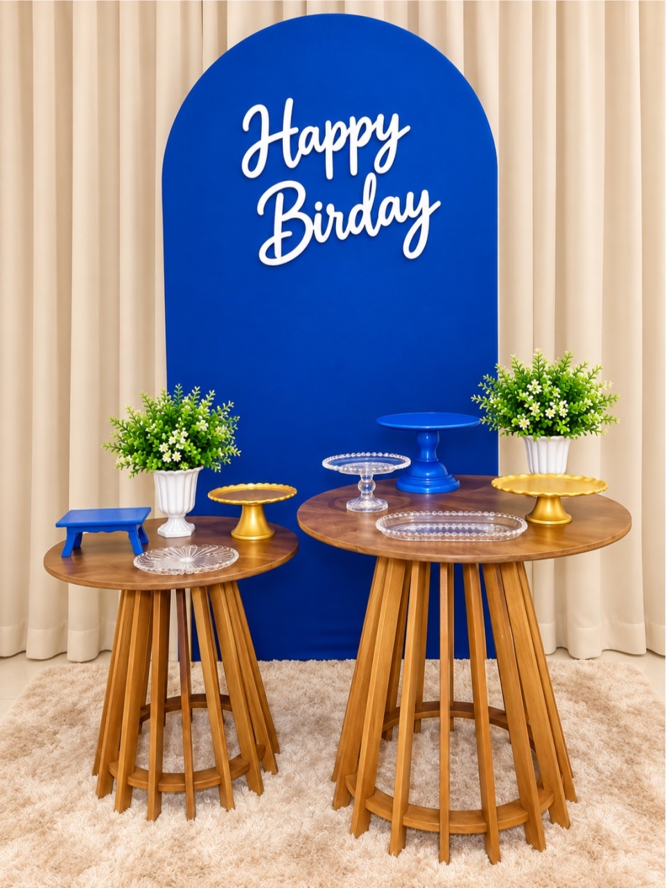 Adulto Azul -  Jenaina Decoração e Locação 
