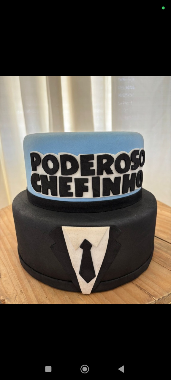 Bolo Fake 2 Andar Poderoso Cheirinho - SIMONE DOS REIS
