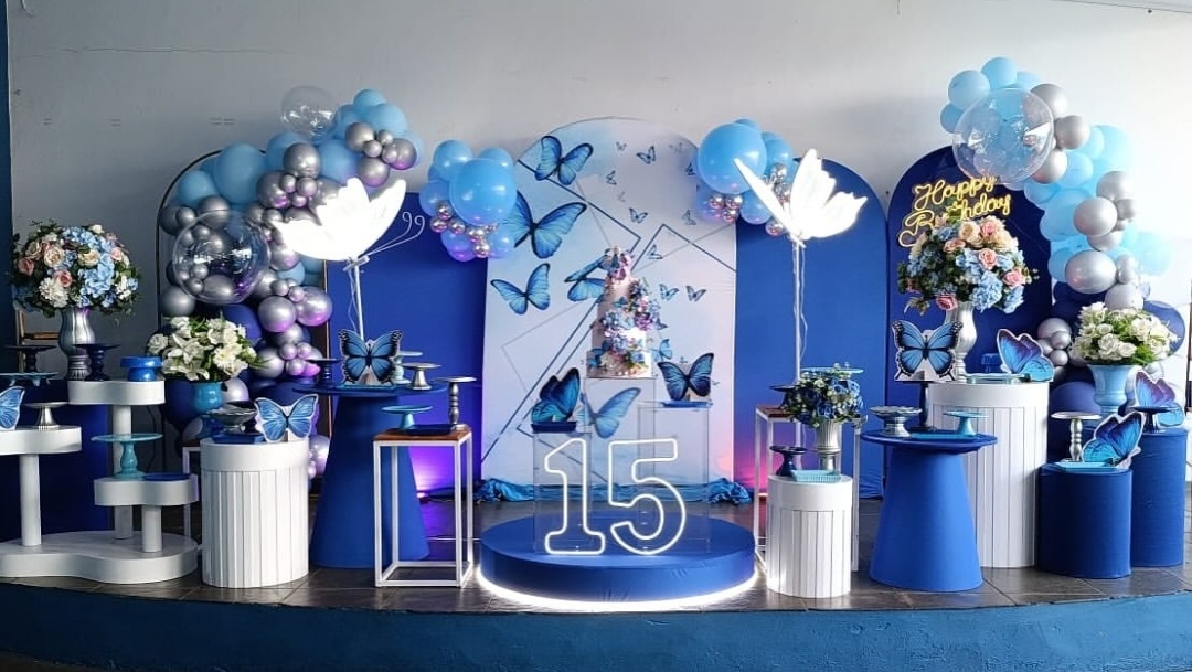 Decoração 15 Anos Borboleta Azul - SIMONE DOS REIS