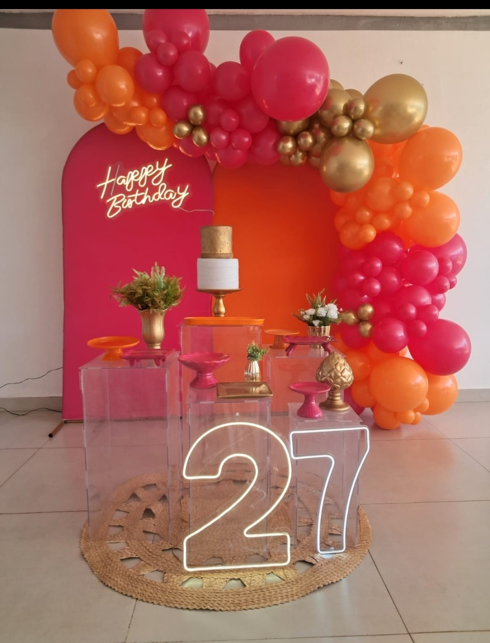 Decoração Laranja E Pink - SIMONE DOS REIS