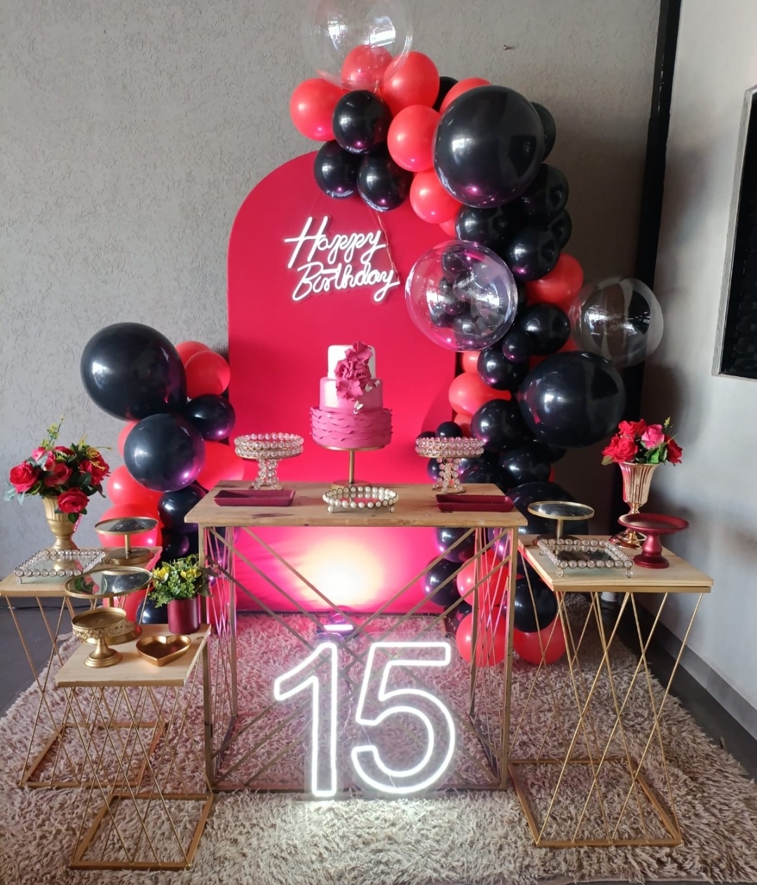 Decoração 15 Anos Vermelho - SIMONE DOS REIS