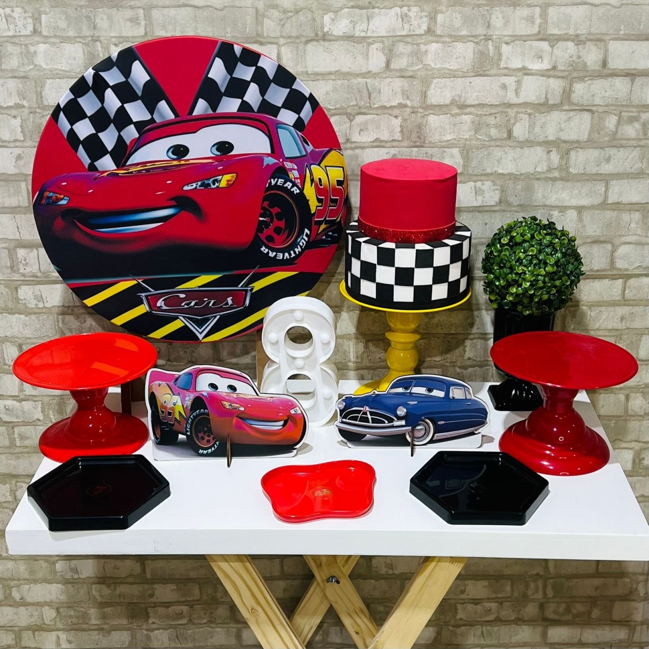 Kit de Mesa - Carros Mcqueen - Léo Borges 