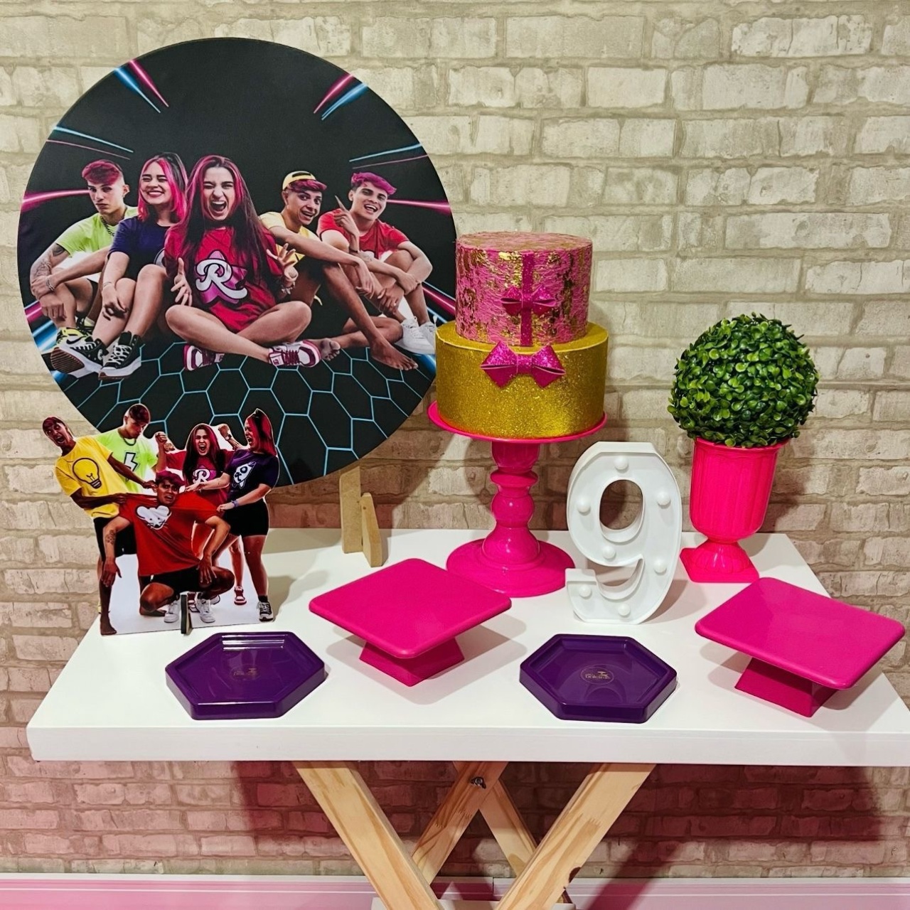 Kit de Mesa - Turma dos Rosas  - Léo Borges 
