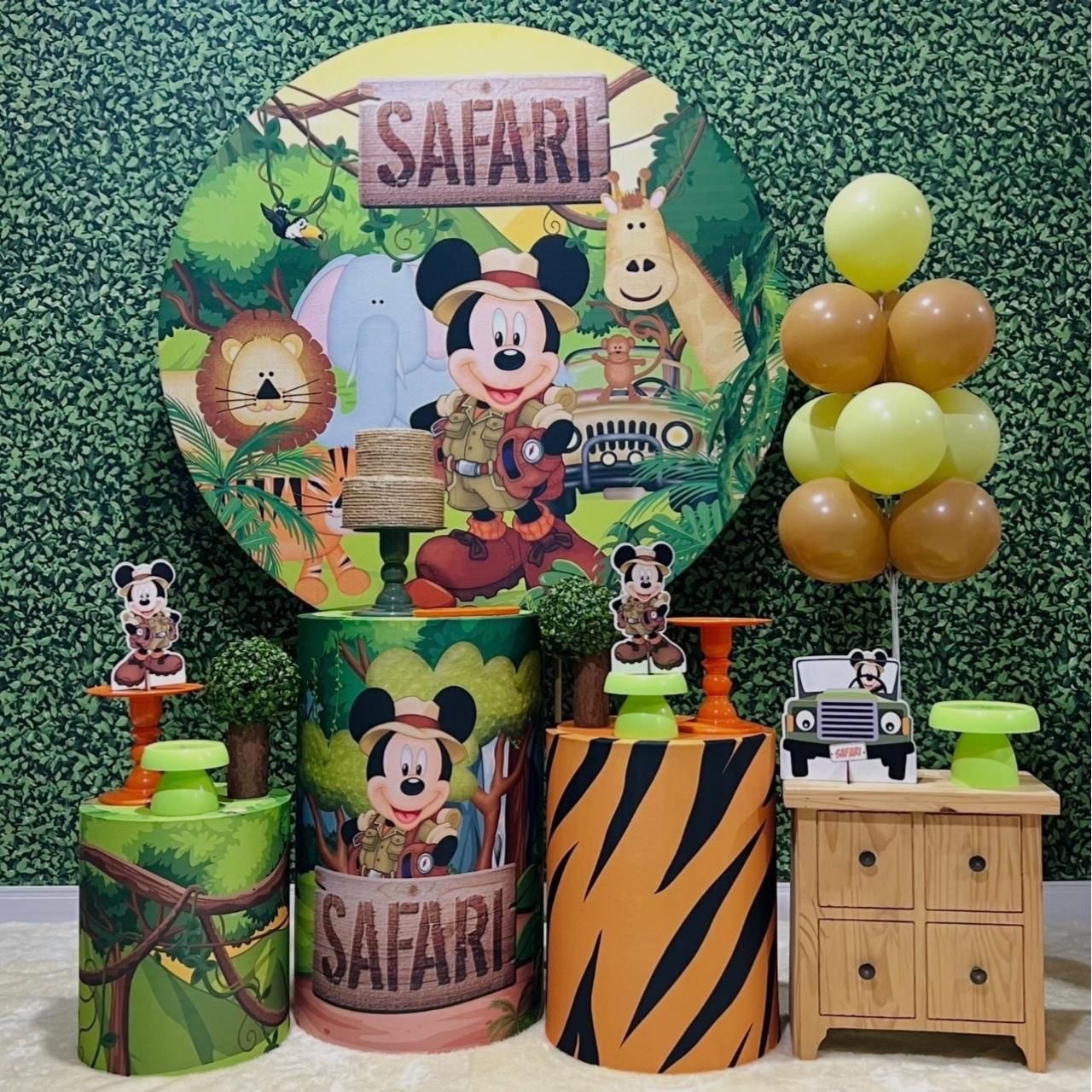 Mickey Safari - Léo Borges 