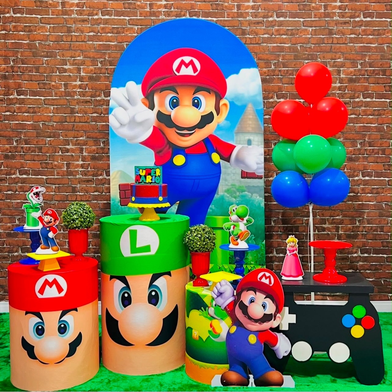 Super Mario Romano - Léo Borges 